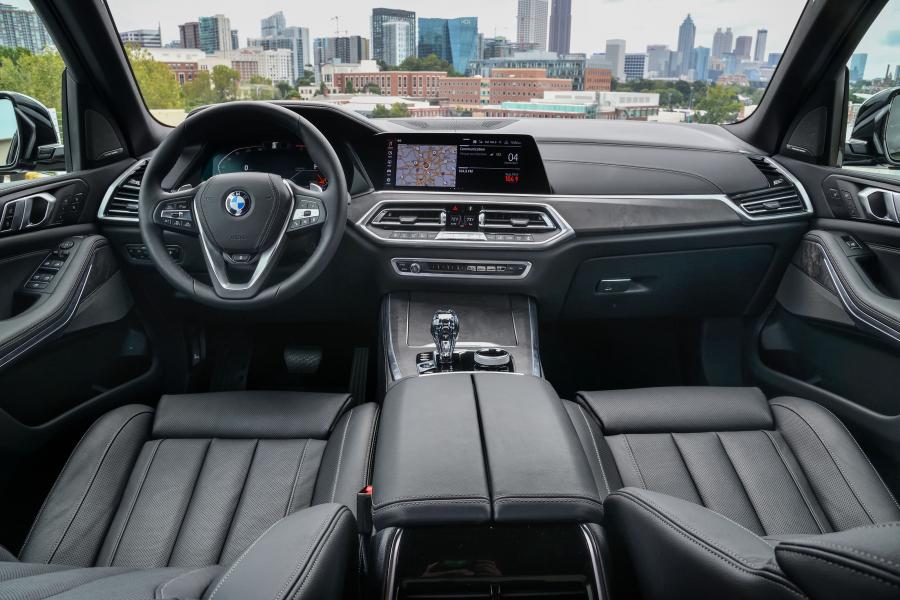 Торпедо BMW X5 xDrive40i (G05) 2018 года  (NA) (фото 19 из 36)